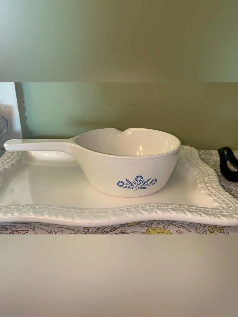 Vintage CorningWare 2.5 cup saucepan in Blue Cornflower no lid